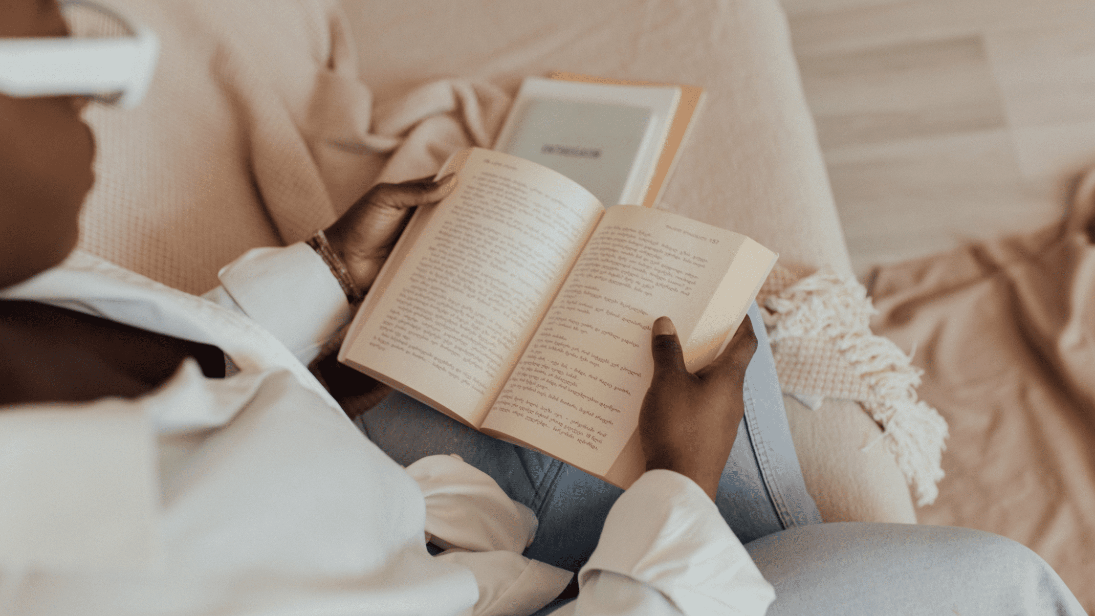 Tips to Help You Fall in Love with Reading Again